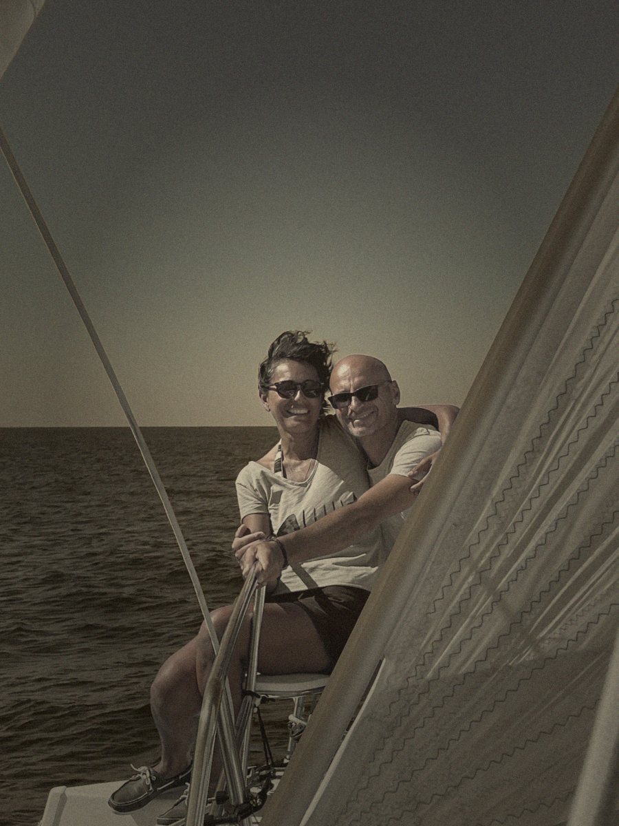 Kharim & Sophie à bord de Zéphyr, quelque part dans les Caraïbes